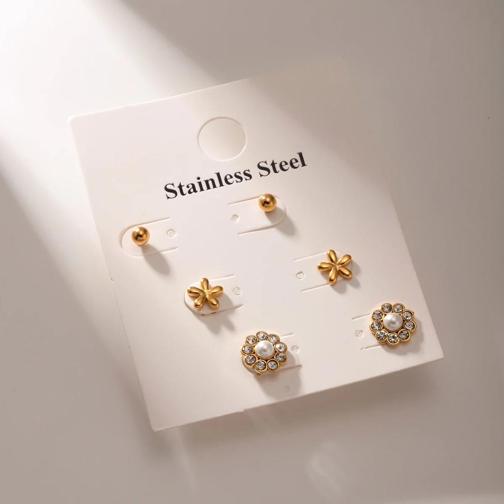 Pearl Flower Studs