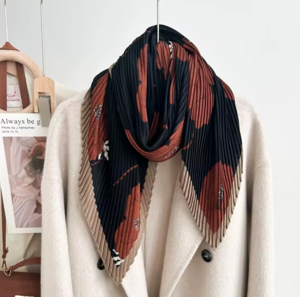 Anna Scarf