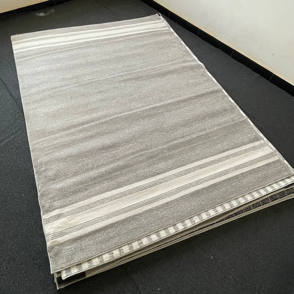 Minimal Rug