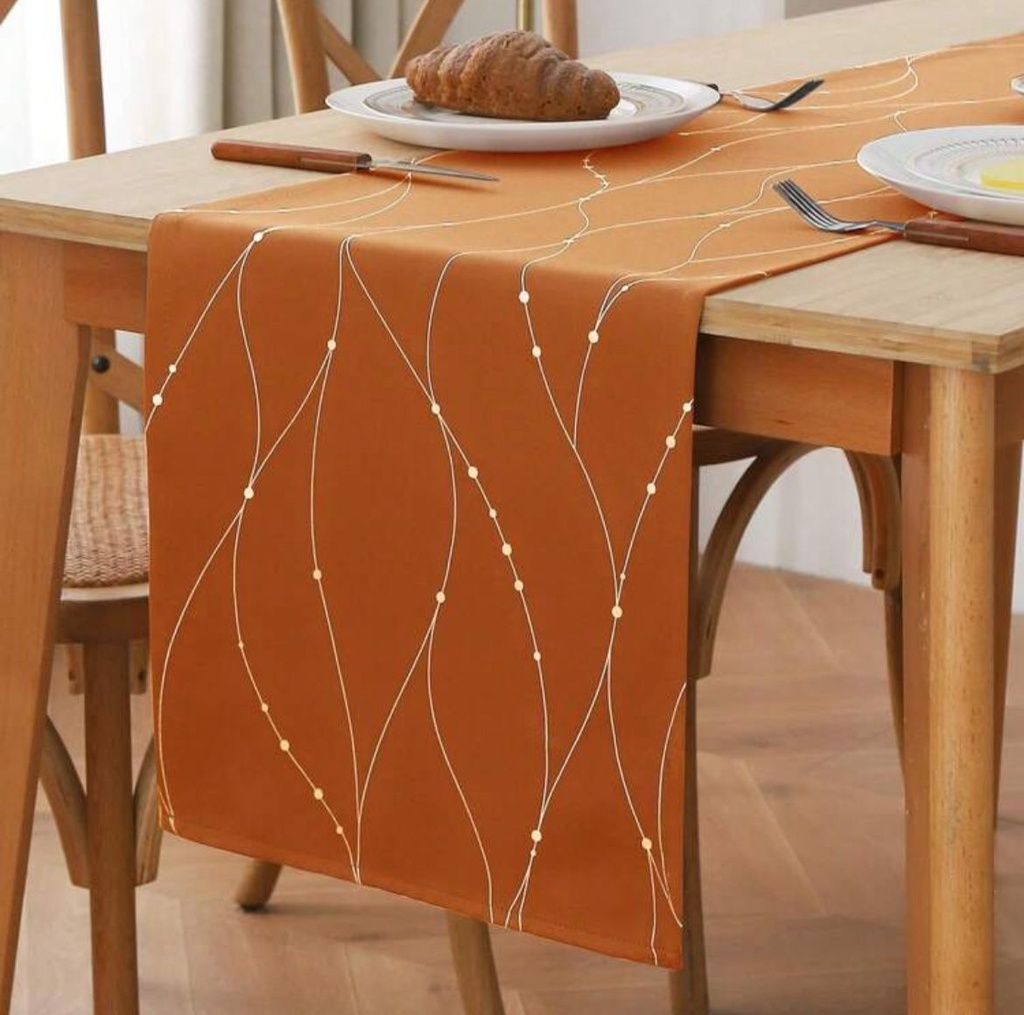 Saro Table Runner