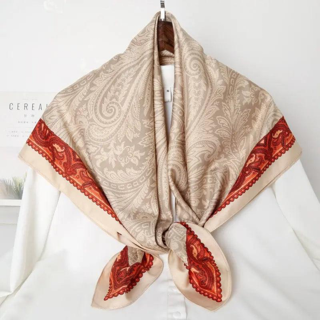 Leesa Scarf
