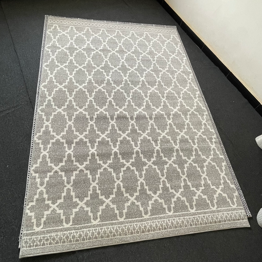 Trellis Rug