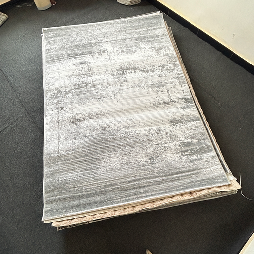 Minimal Rug
